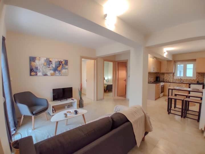 Cozy Modern Apartment Joánina Kültér fotó